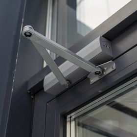 Hogyan válasszunk megfelelő ajtócsukót?